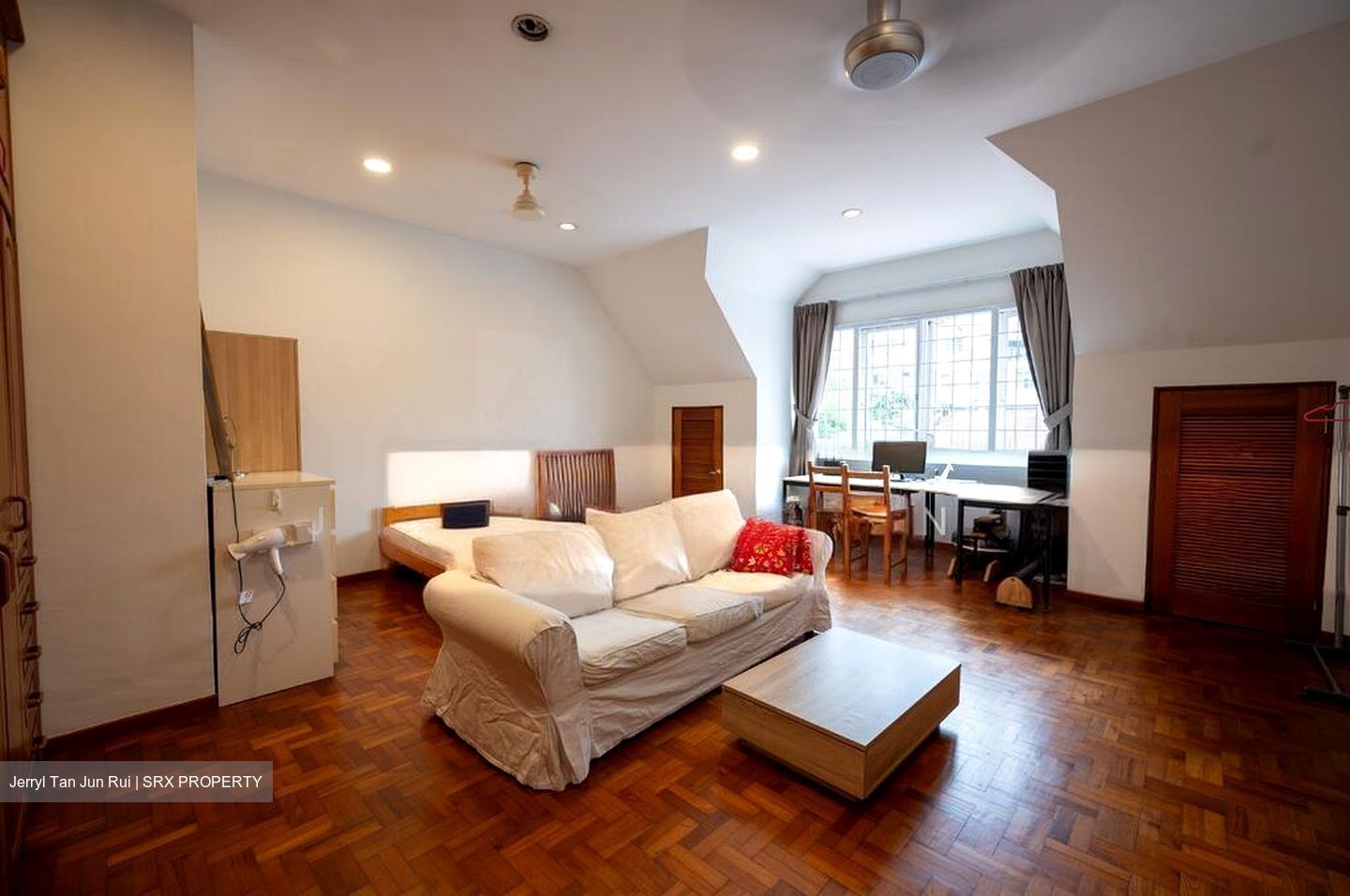 Clover Park (D20), Terrace #503714261